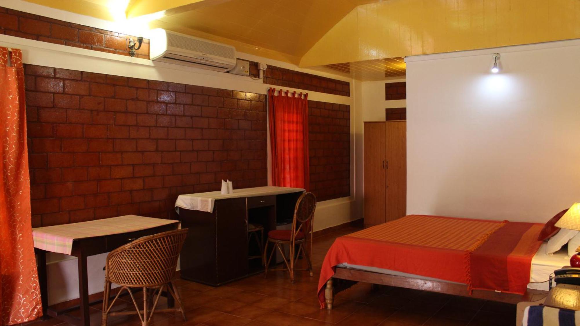 Hill View Beach Resort Varkala Esterno foto