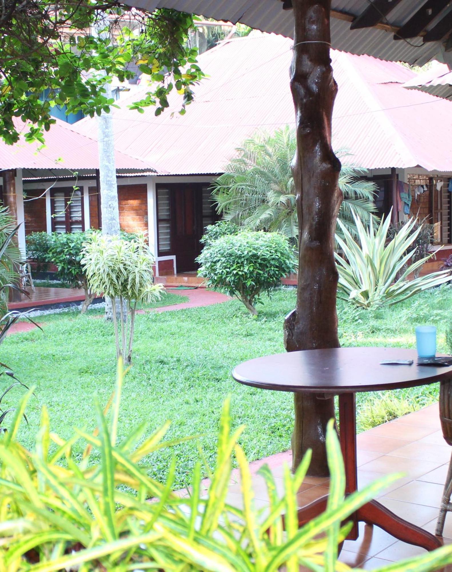 Hill View Beach Resort Varkala Esterno foto