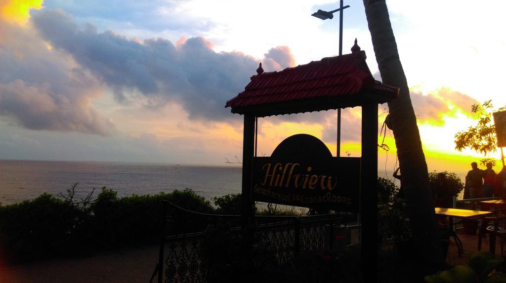 Hill View Beach Resort Varkala Esterno foto