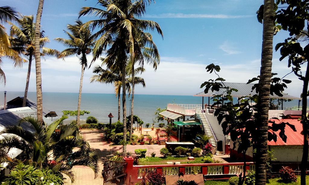 Hill View Beach Resort Varkala Esterno foto