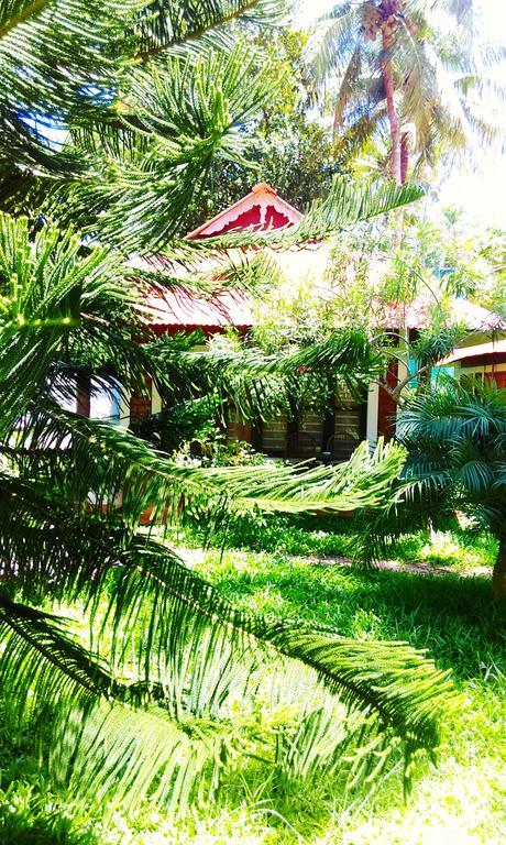 Hill View Beach Resort Varkala Esterno foto